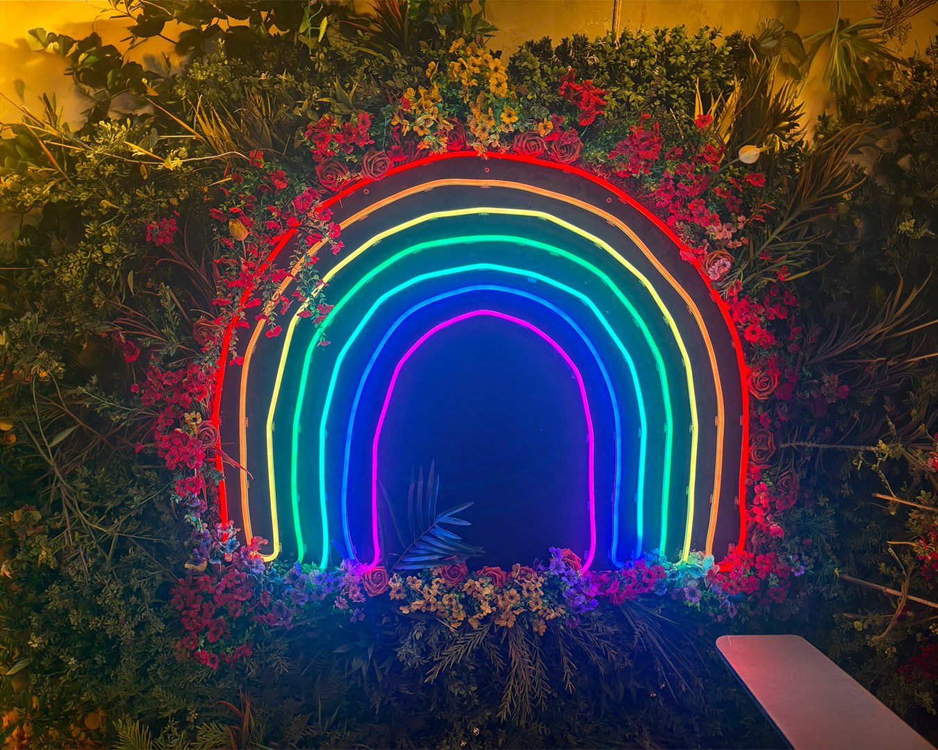 PRIDE WALL