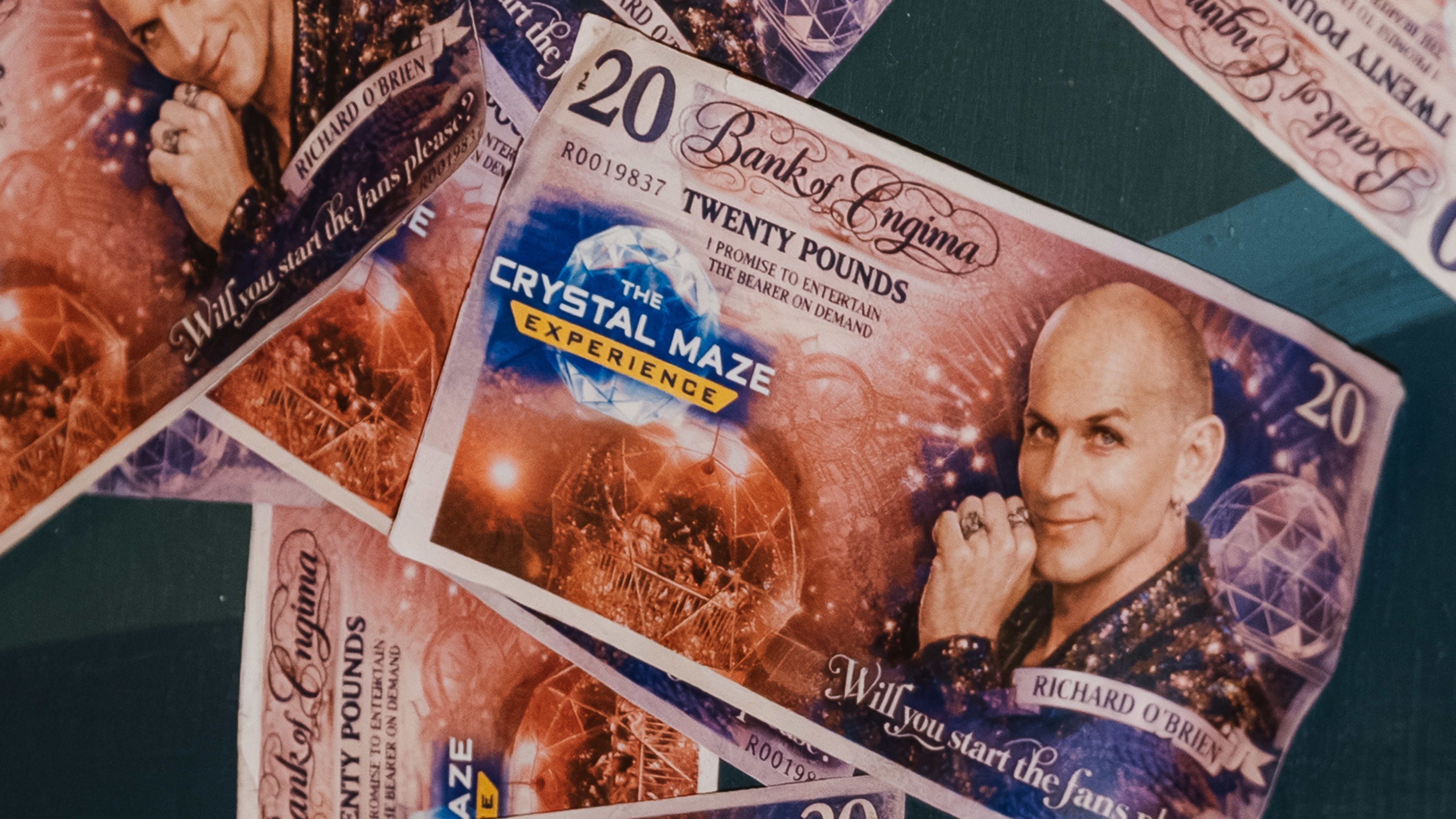 EMAIL 2560 X 1440 (1)